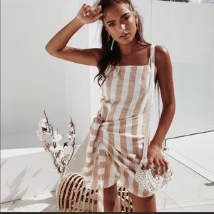 Sabo skirt mini beige & white stripped wrap dress 🧸